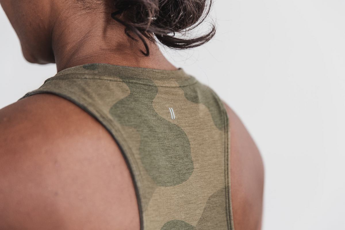 Nobull High-Neck Tank Linne Dam Gröna Camo | XC2941630