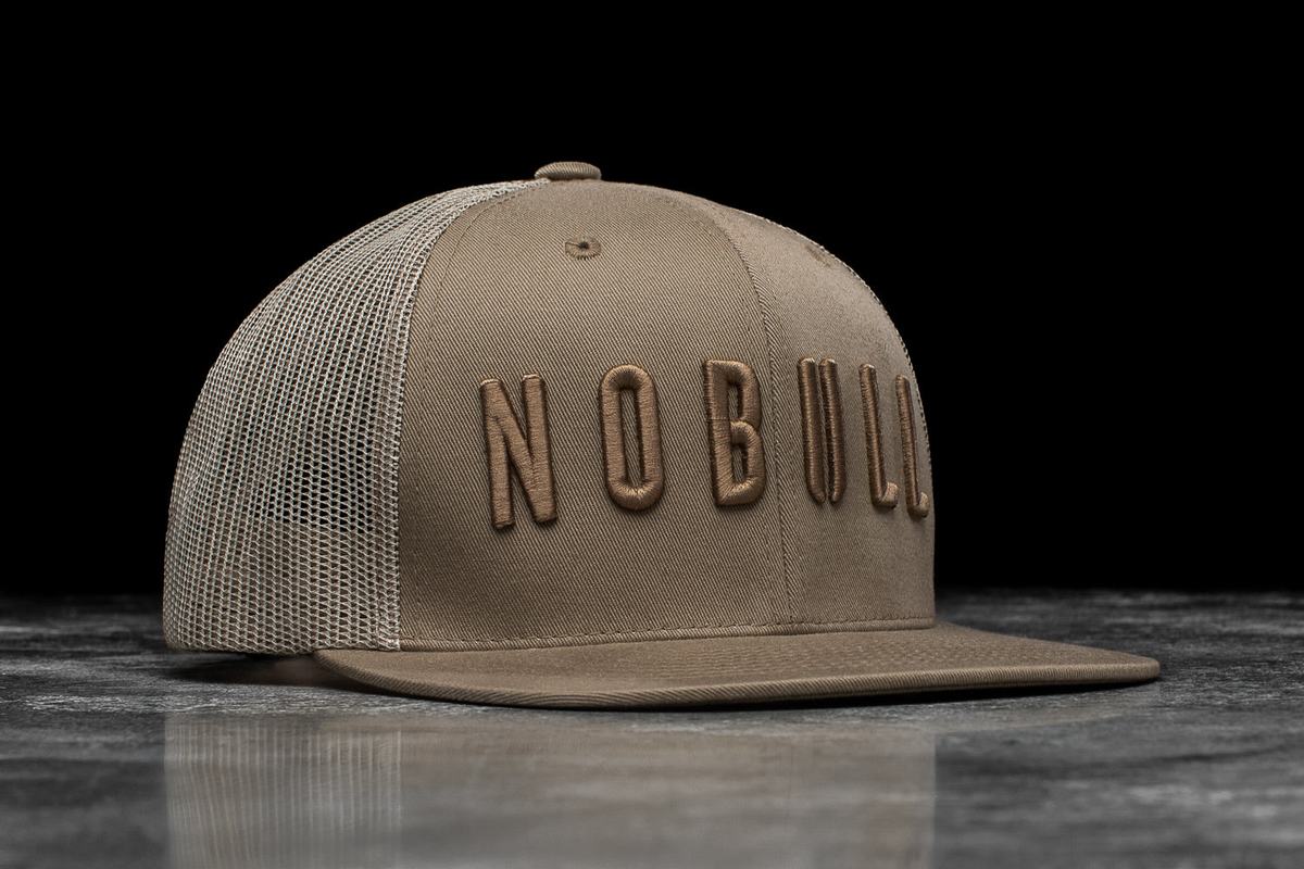 Nobull Platta-Brim Trucker Hatt Herr Ljusbruna | KR2714960