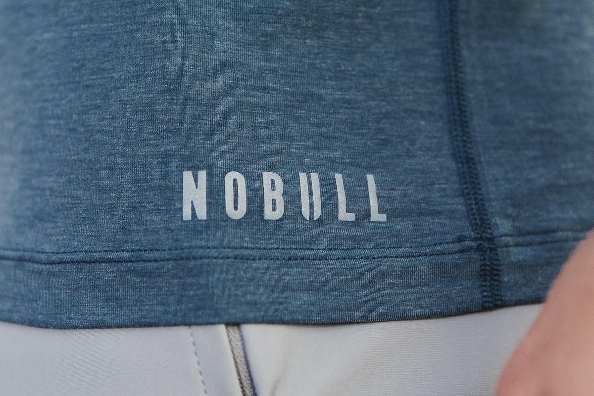 Nobull V-Neck T-Shirt Herr Mörkturkos | TF8740562