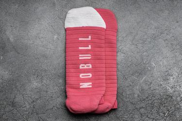 Nobull Low Neon Strumpor Dam Rosa Vita | PI4682510